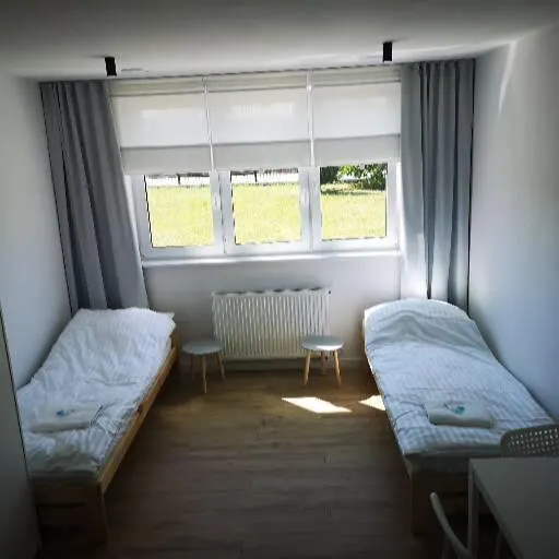 Komfortowe Pokoje W Gdansku W Poblizu Jeziora I Lasu Gdansk